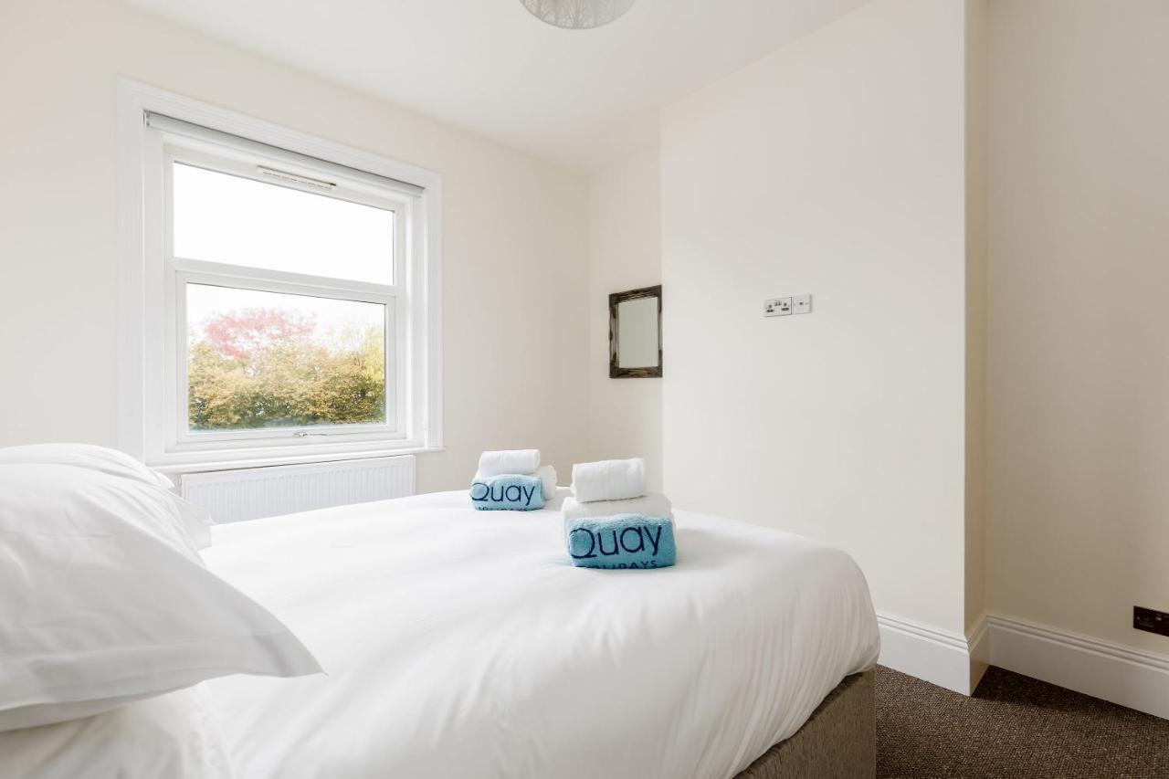 Park Lake View Poole Esterno foto