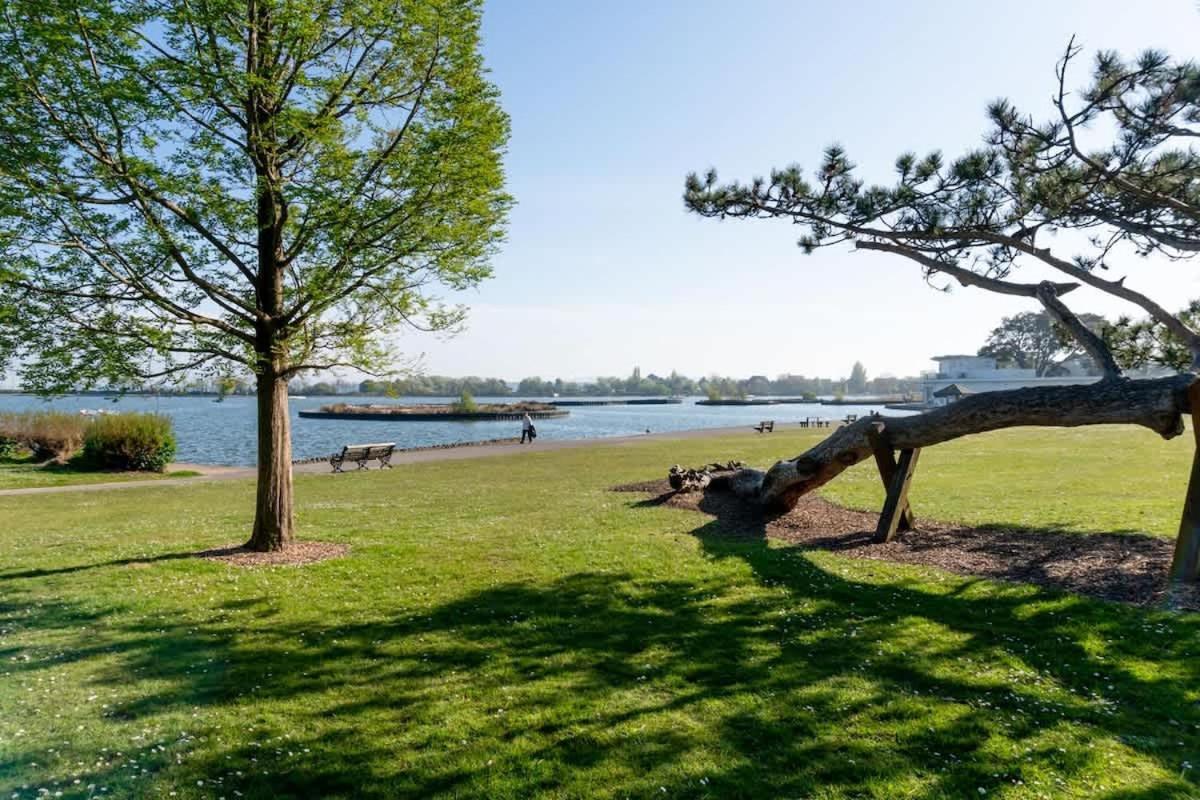 Park Lake View Poole Esterno foto